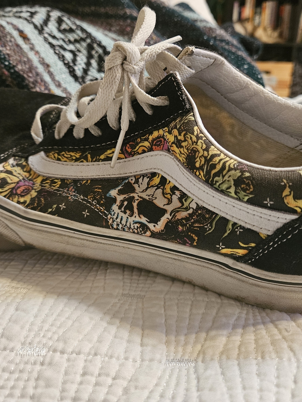 Vans Low Top Mens 9 Womans 10.5
